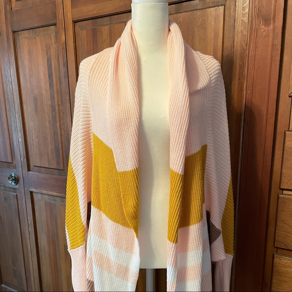 Umgee Lightweight like new small pink color block Cardigan Sweater